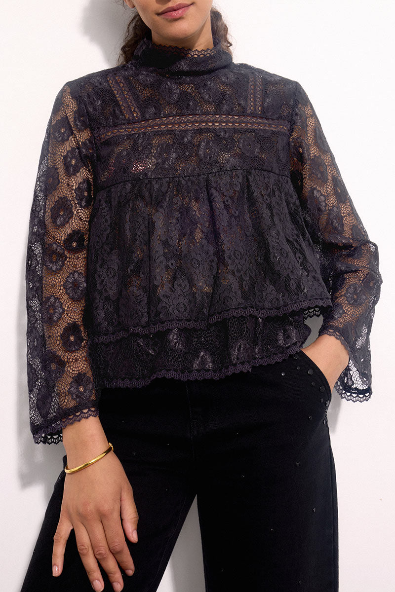 Eirian Lace Blouse